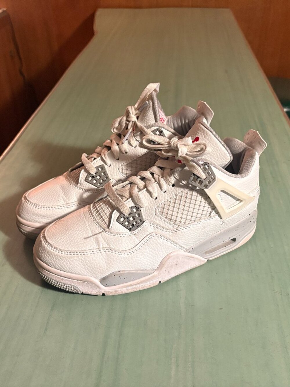 Womens Nike Jordan 4 Retro CT8527-118 Sneakers Size 8